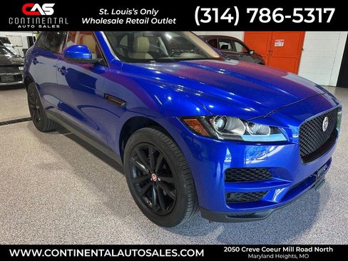 Used 2018 Jaguar F-PACE Prestige image 1