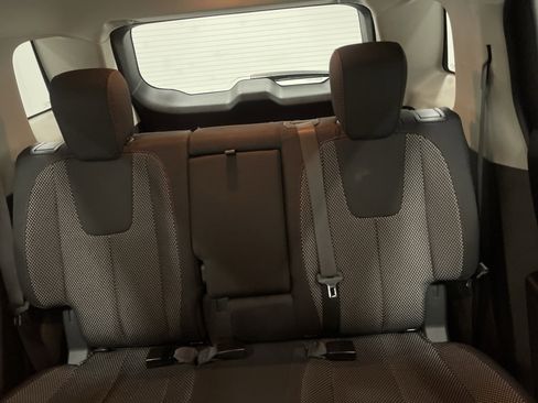 Used 2012 GMC Terrain SLE image 11