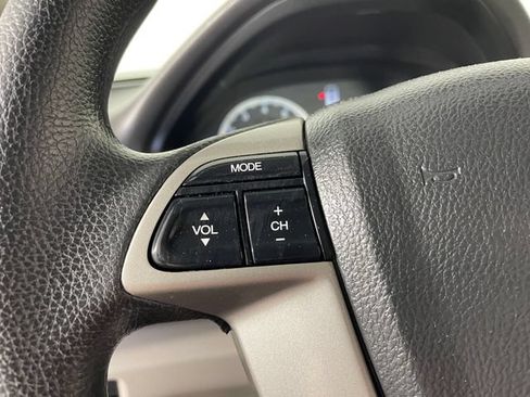 Used 2009 Honda Accord LX-P image 11