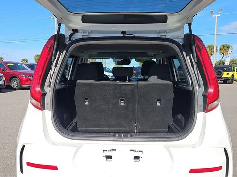 Used 2020 Kia Soul GT-Line w/ GT 2.0L Power Sunroof Package image 8