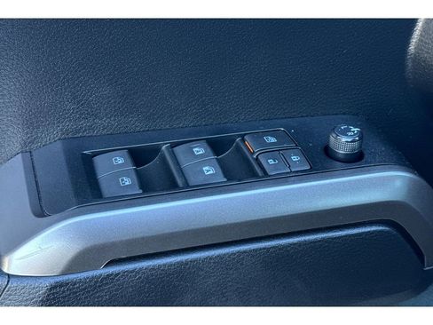 Certified 2021 Toyota Tacoma Limited image 12