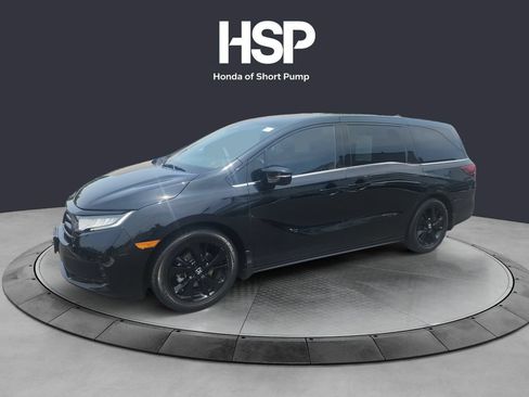 Used 2024 Honda Odyssey Sport image 1