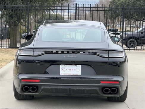 Used 2022 Porsche Panamera Platinum Edition image 5
