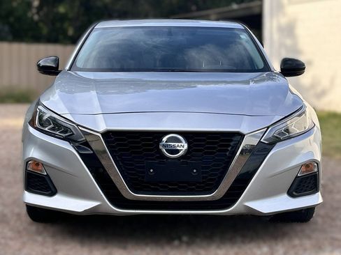 Used 2019 Nissan Altima 2.5 SR w/ SR Premium Package FWD image 32