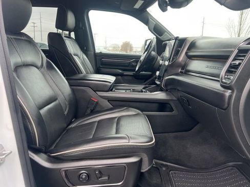 Used 2022 RAM 1500 Limited w/ Body Color Bumper Group AWD/4WD image 11