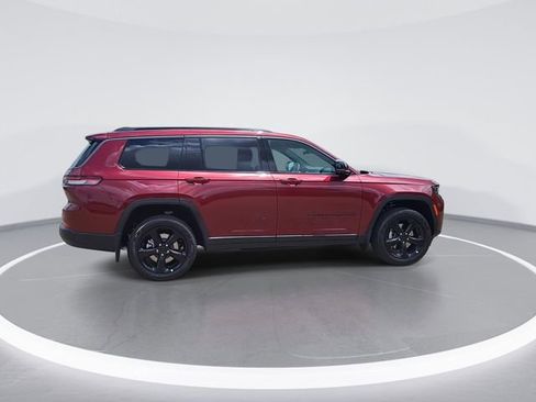 New 2026 Jeep Grand Cherokee L Limited RWD image 9