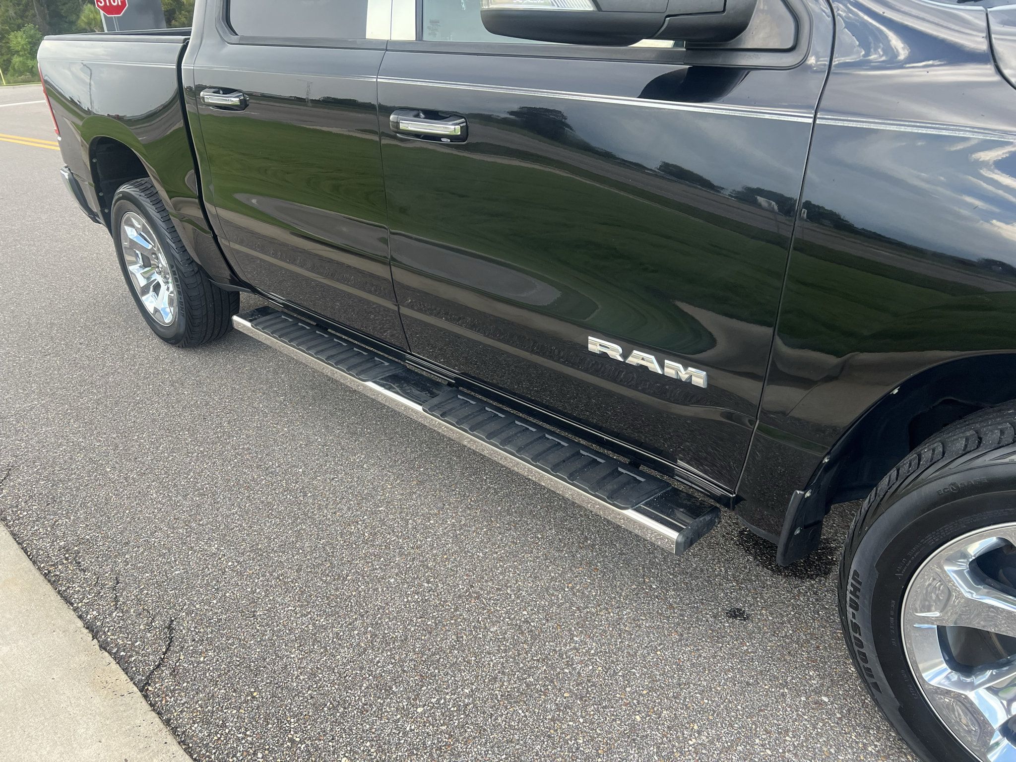 Used 2019 RAM 1500 Big Horn RWD image 4