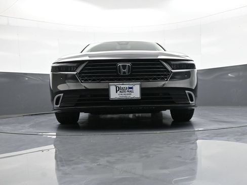 Certified 2025 Honda Accord Touring image 26
