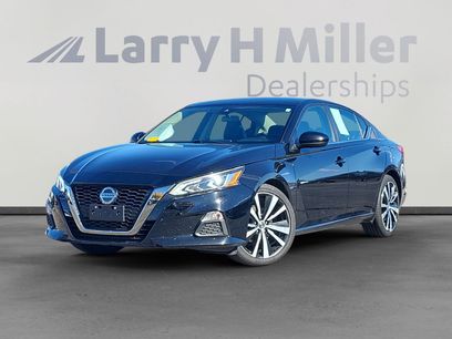 Used 2022 Nissan Altima 2.5 SR