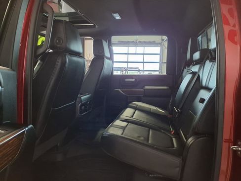 Used 2023 Chevrolet Silverado 2500 High Country w/ Technology Package image 12