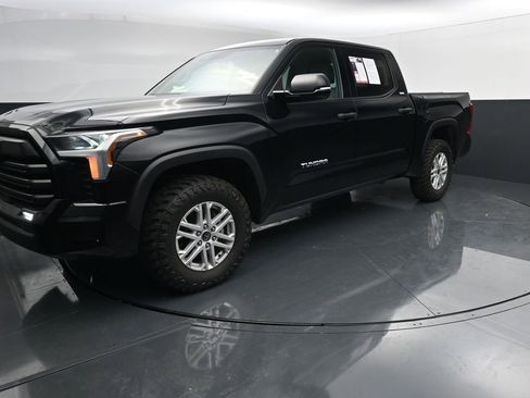 Used 2024 Toyota Tundra SR5 w/ SR5 Convenience Package AWD/4WD image 4