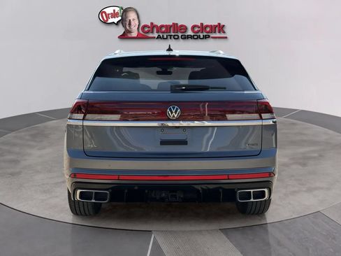Used 2024 Volkswagen Atlas Cross Sport SEL Premium R-Line AWD/4WD image 4