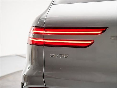 New 2026 Genesis GV70 2.5T Sport Prestige AWD/4WD image 15