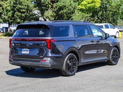 New 2026 Kia Carnival SX image 8