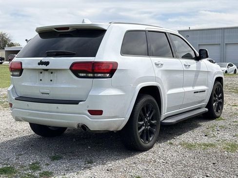 Used 2019 Jeep Grand Cherokee Altitude image 7
