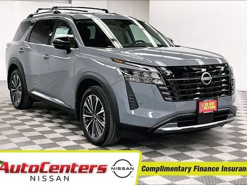 New 2026 Nissan Pathfinder Platinum w/ Cargo Package AWD/4WD image 1