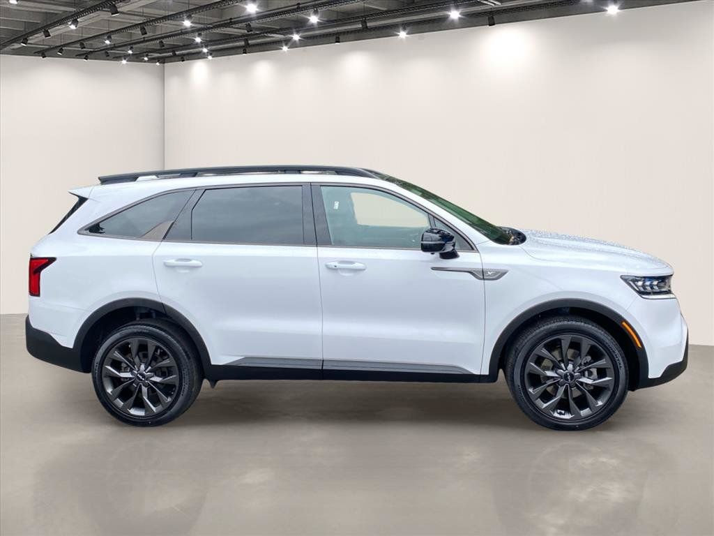 Certified 2023 Kia Sorento SX Prestige AWD/4WD image 9