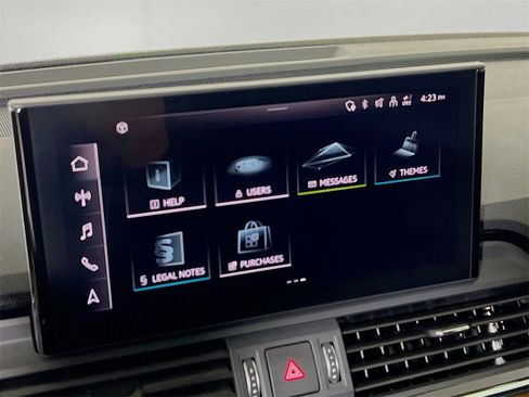 Used 2023 Audi Q5 e Premium Plus w/ Premium Plus Package image 15