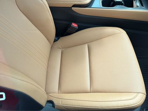 Used 2025 Lexus NX 250 FWD w/ Accessory Package (2T) image 8