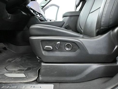 Used 2024 GMC Sierra 2500 Denali w/ Denali Reserve Package image 28