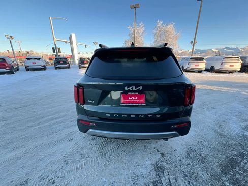 Used 2022 Kia Sorento SX Prestige w/ Rust Color Package image 27