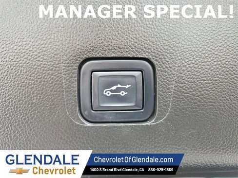 Used 2022 Chevrolet Traverse RS image 10