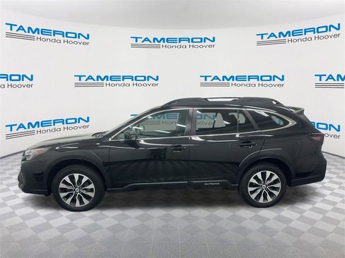 Used 2023 Subaru Outback Limited image 2