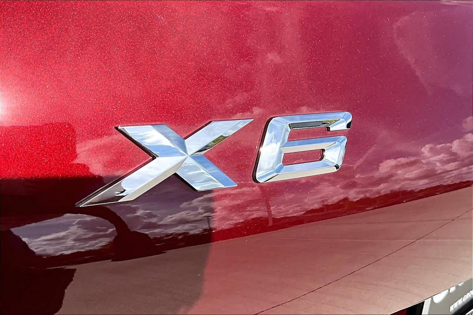 Used 2027 BMW X6 xDrive40i AWD/4WD image 29