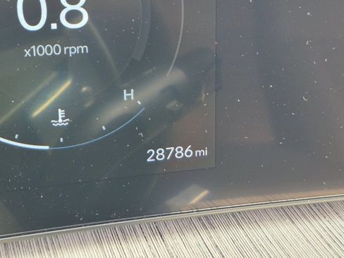 Used 2024 Hyundai Santa Fe Calligraphy FWD image 6