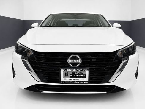 Certified 2025 Nissan Sentra S FWD image 6