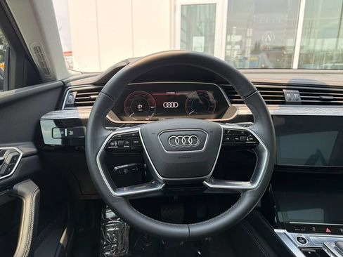 Used 2024 Audi Q8 e-tron Premium Plus w/ Premium Plus Package AWD/4WD image 15