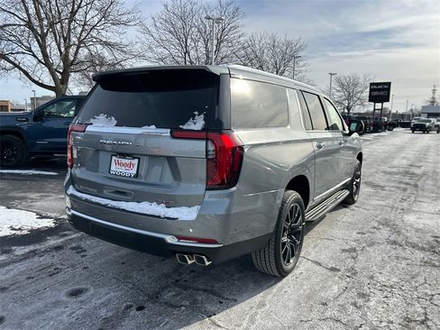 New 2026 GMC Yukon XL Denali image 8