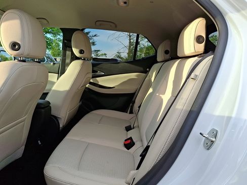 Certified 2023 Buick Encore GX Preferred FWD image 10