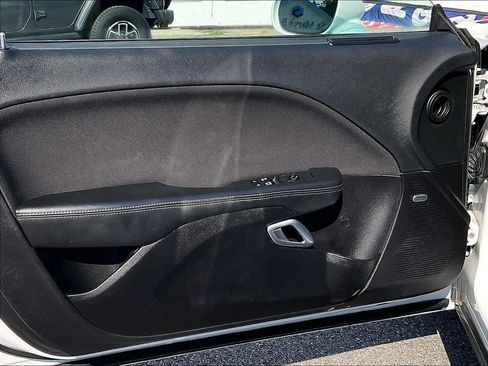 Used 2019 Dodge Challenger R/T Scat Pack RWD image 9