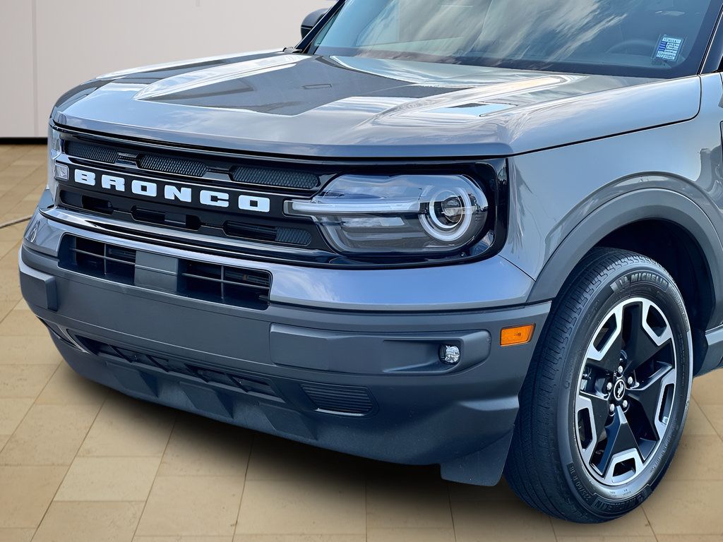 Used 2024 Ford Bronco Sport Outer Banks w/ Tech Package AWD/4WD image 40