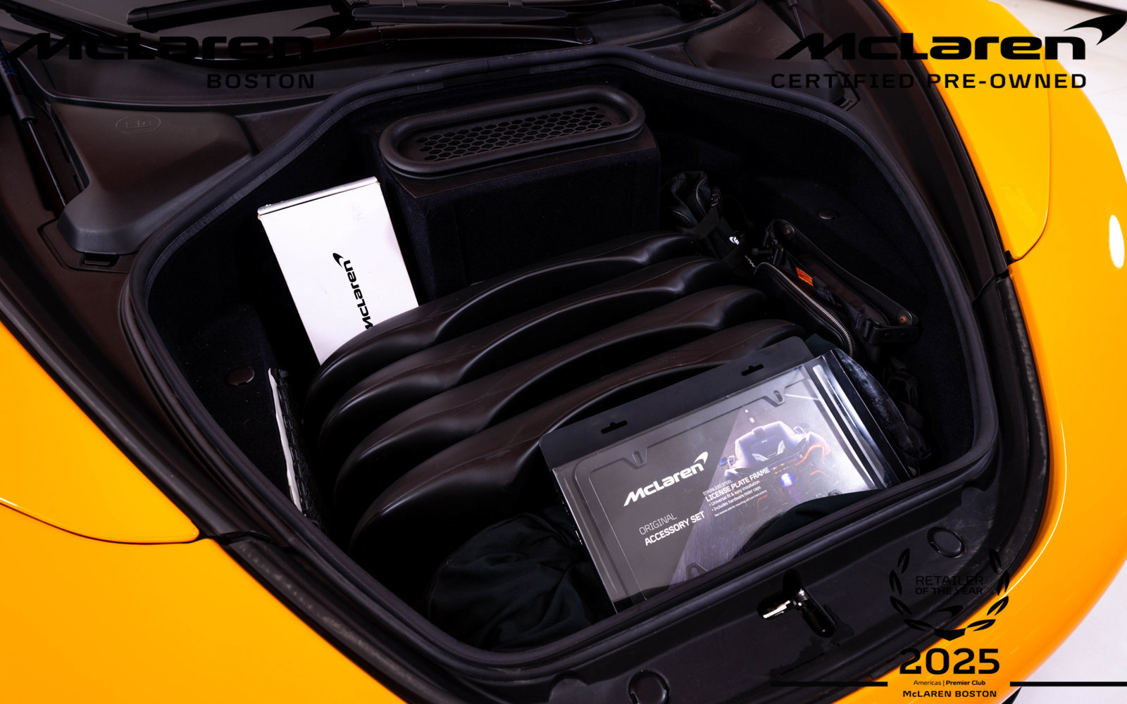Used 2024 McLaren 750S Spider RWD image 28