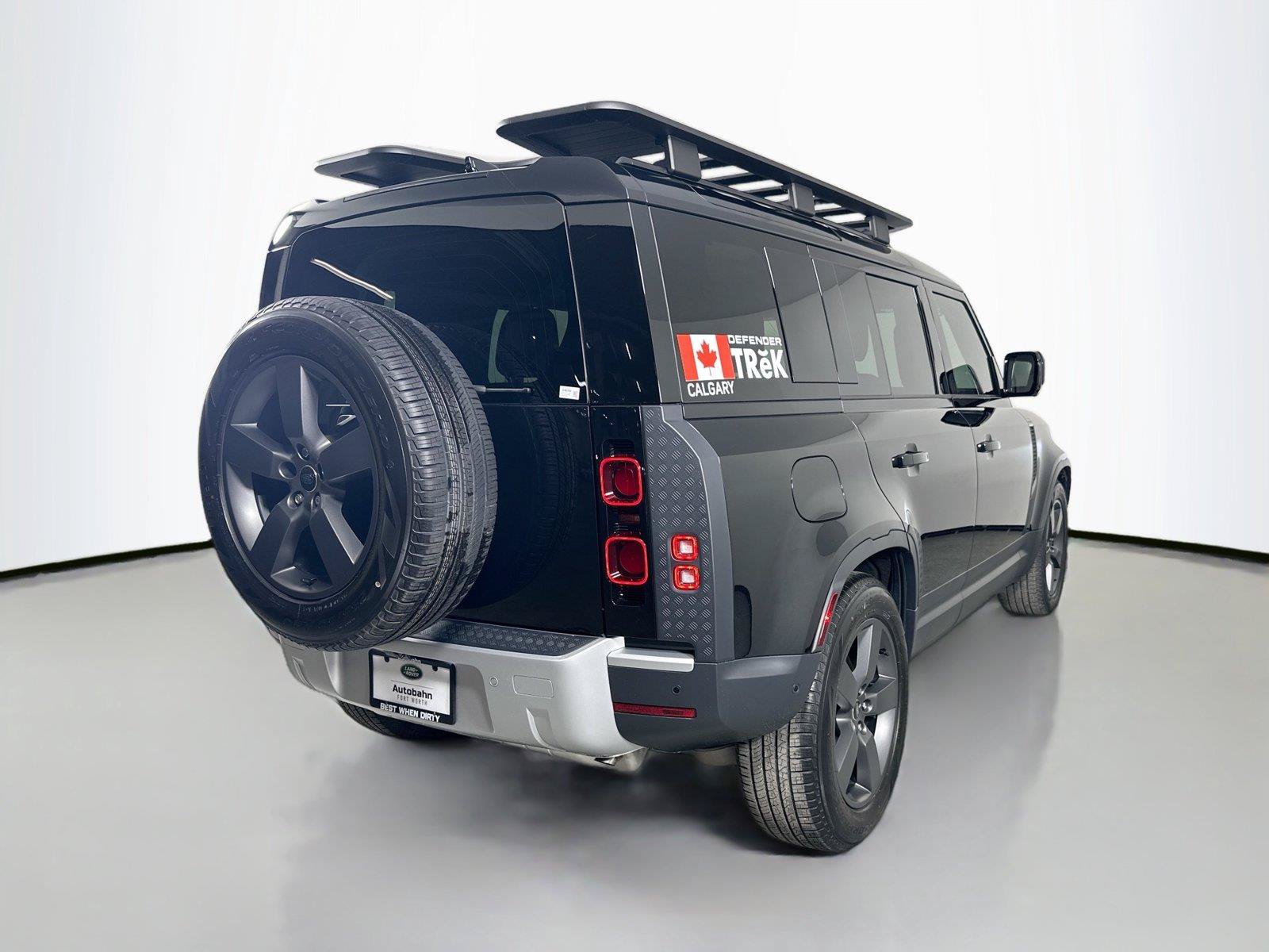 Certified 2025 Land Rover Defender 110 S AWD/4WD image 5