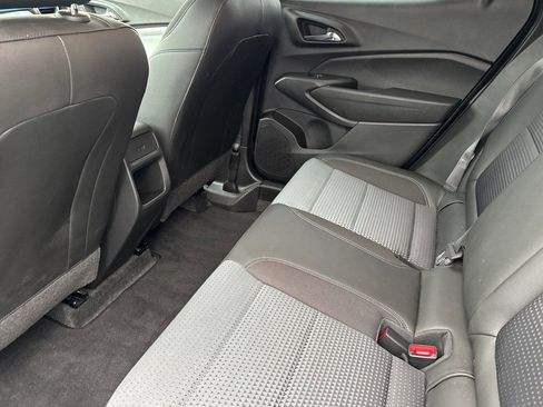 Used 2025 Chevrolet Trax LT image 14