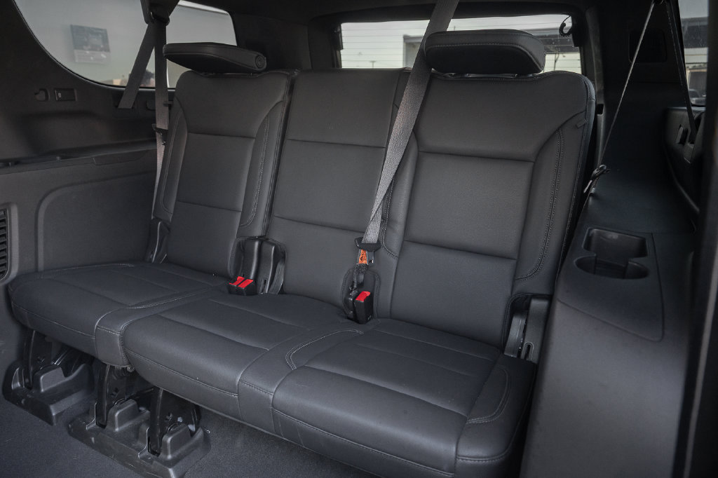 Used 2021 Chevrolet Suburban Z71 w/ Z71 Off-Road Package AWD/4WD image 45