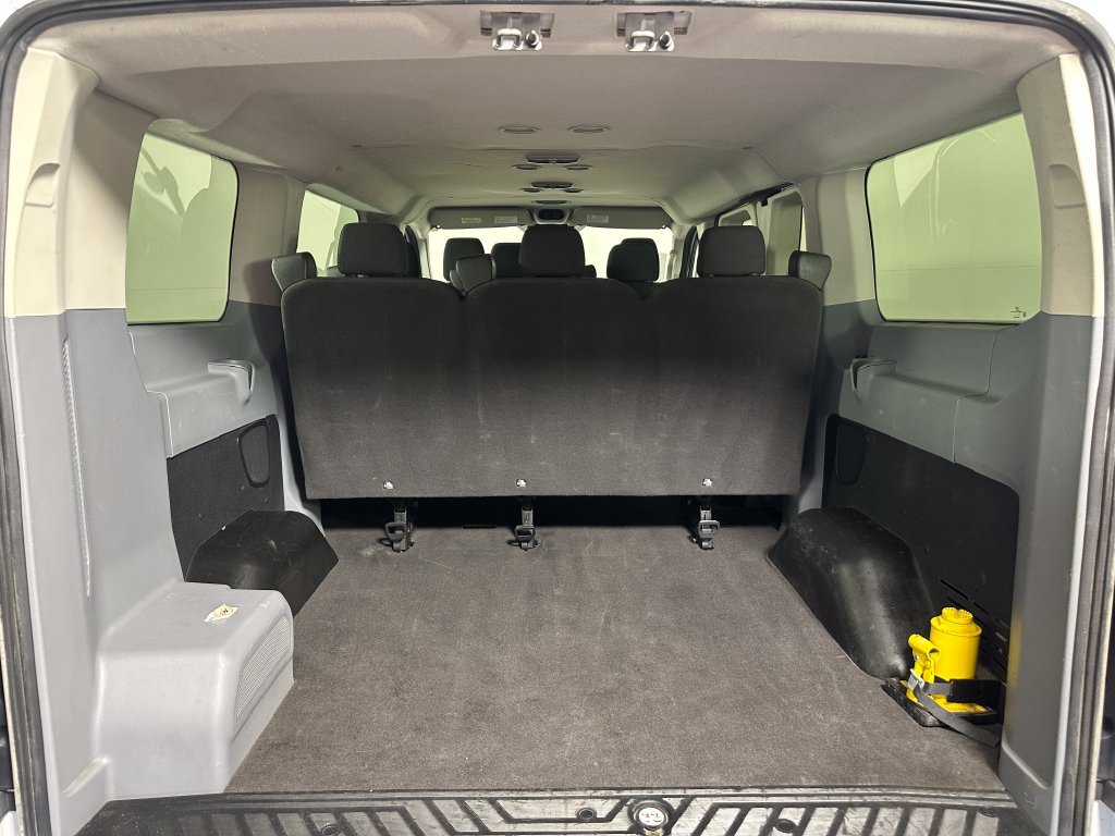Used 2016 Ford Transit 150 XL RWD image 6