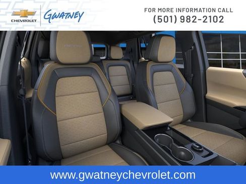 New 2026 Chevrolet Equinox ACTIV w/ Convenience Package III AWD/4WD image 16