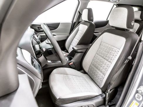 Used 2023 Chevrolet Equinox LS FWD image 28