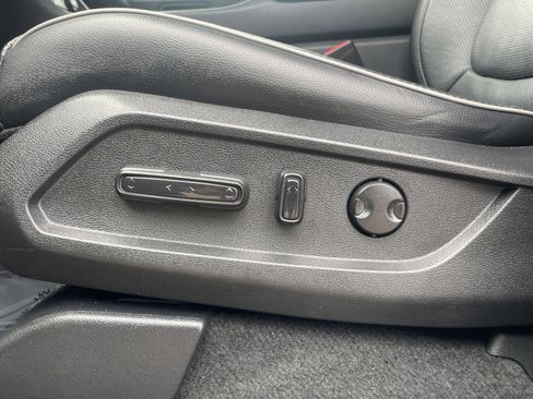 Used 2023 Honda Pilot Elite image 38