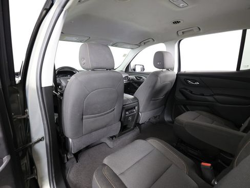 Used 2018 Chevrolet Traverse LT FWD image 14
