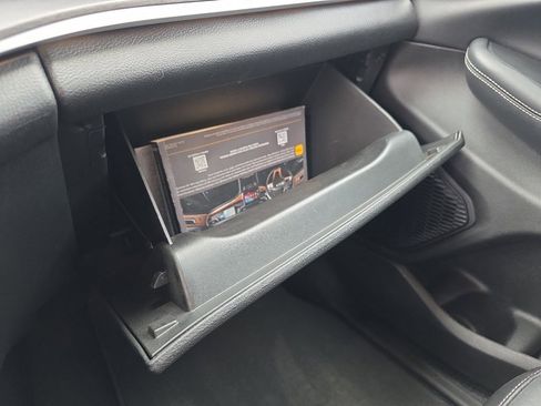 Used 2023 Jeep Grand Cherokee Limited image 35