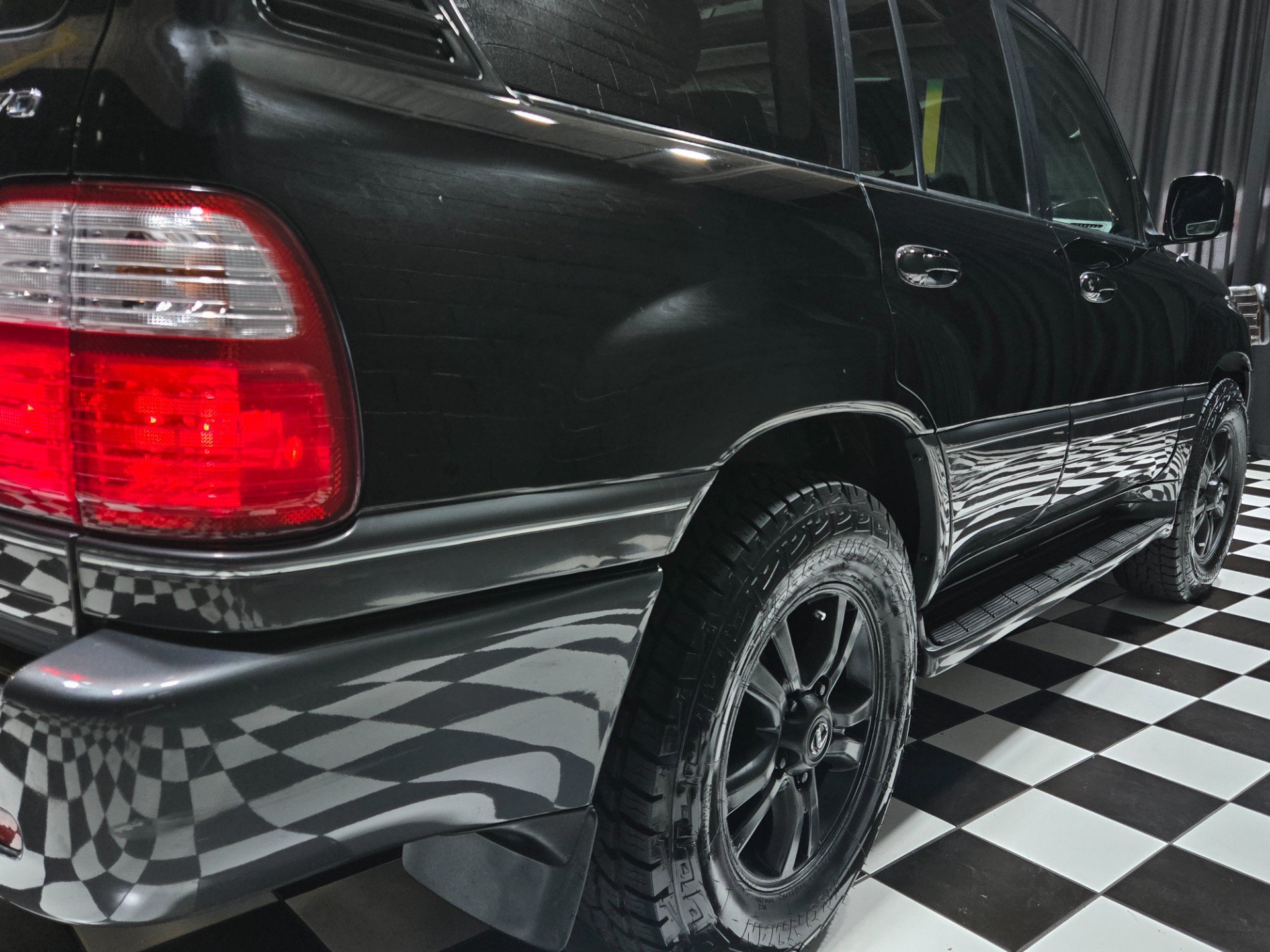 Used 2004 Lexus LX 470 4WD image 67