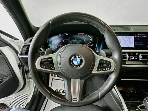 Used 2021 BMW 330i Sedan w/ M Sport Package RWD image 11