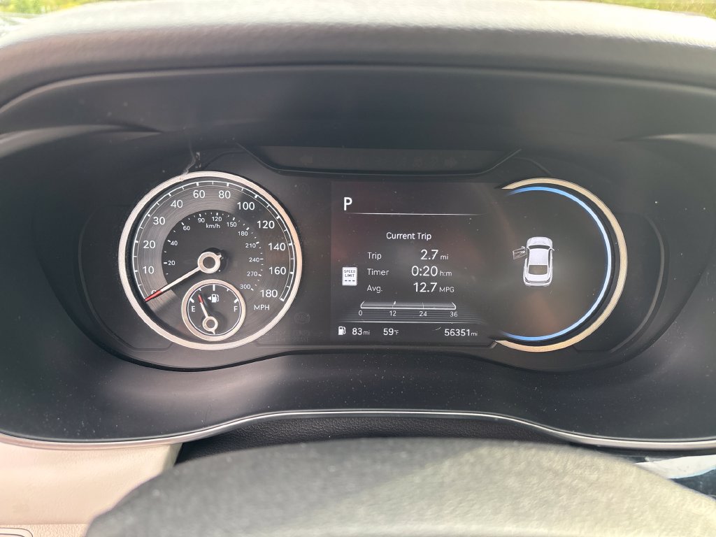 Used 2024 Genesis G70 2.5T AWD/4WD image 16