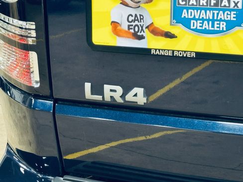 Used 2016 Land Rover LR4 HSE image 25
