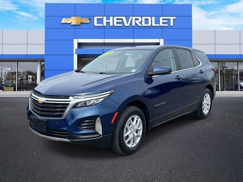 Certified 2023 Chevrolet Equinox LT AWD/4WD image 2